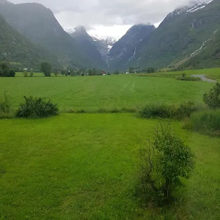 Glacier And Waterfall View Вилла *