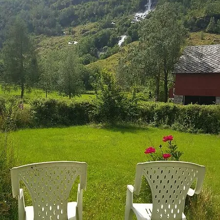 Glacier And Waterfall View Вилла *