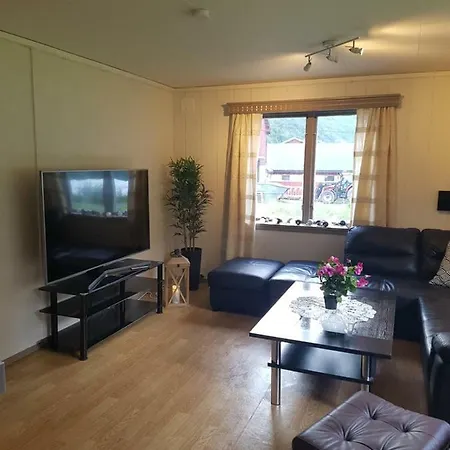 Villa Glacier And Waterfall View Briksdalsbre