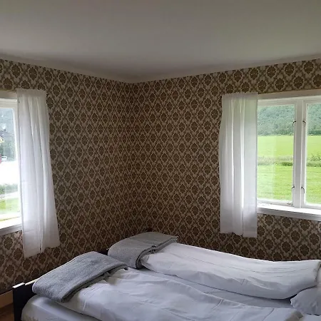 Glacier And Waterfall View Villa Briksdalsbre