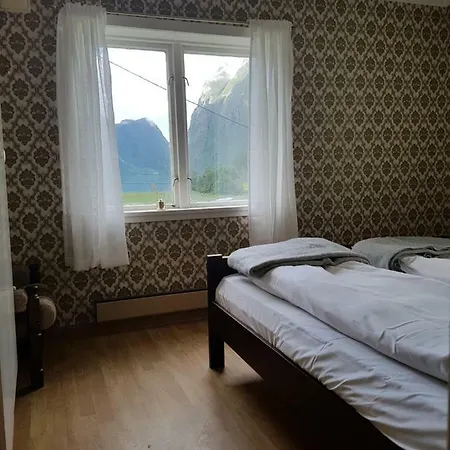 Glacier And Waterfall View Villa *